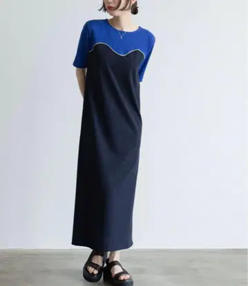 [ 미사용 ] VACANCY 코르셋 라이크 도킹 원피스