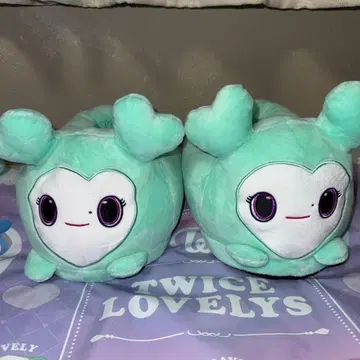 GIGO 한정판 TWICE LOVELYS 봉제 인형 슬리퍼 미나