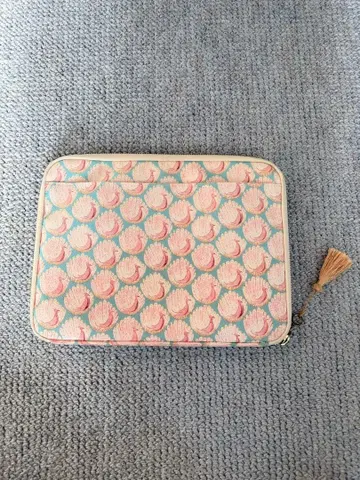 호보니치 오키히키다시 파우치 피콕 리버티