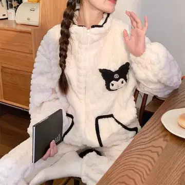 여성용 파자마 룸웨어 겨울용 따뜻한 방한 대책 나이트 웨어 상하의 세트