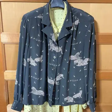 KRIZIA 동물 패턴 긴팔 셔츠 자켓 그레이 실크