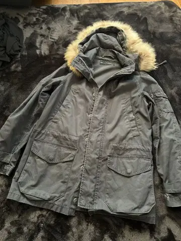 SHIPS JET BLUE 퍼 달린 모즈 코트 S 사이즈