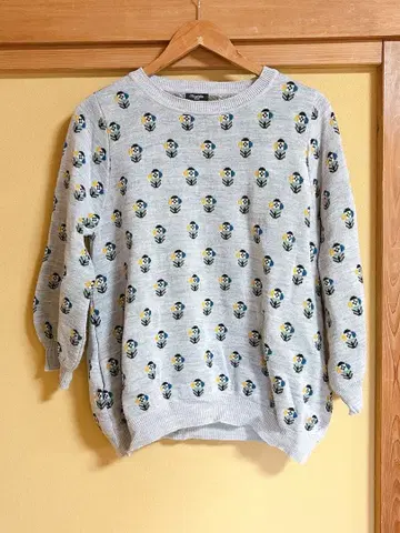 marble sud 마블슈드 꽃 패턴 니트 스웨터 그레이