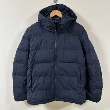 새상품급 유니클로 남성용 다운 자켓 심리스 다운 후드티 네이비 컬러