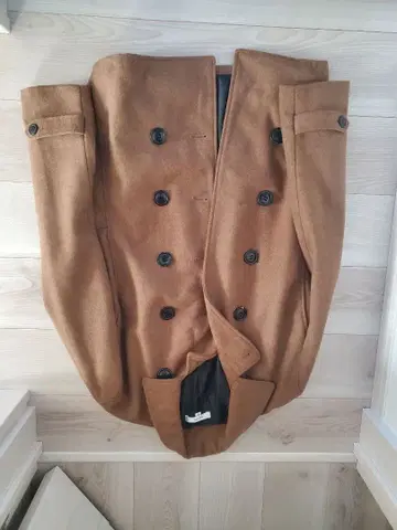 브라운 더블 브레스트 체스터 코트