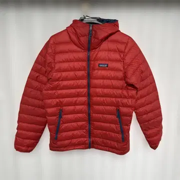 patagonia 후드 부착 다운 자켓 빨간색