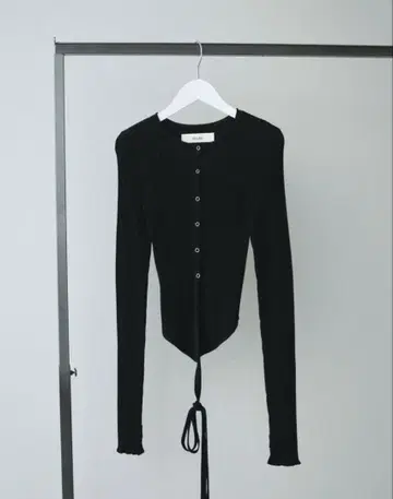 anuke 블랙 긴팔 가디건