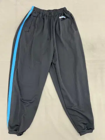 란치키 LOCALINA x OTSUKA 별주 Hopping Pants