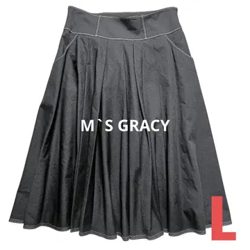 엠즈 그레이시 종아리 기장 턱 플레어 스커트 블랙 올 시즌 돌려입기