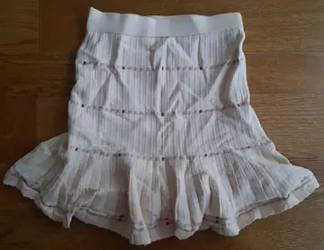 릴리 브라운 스커트 베이지