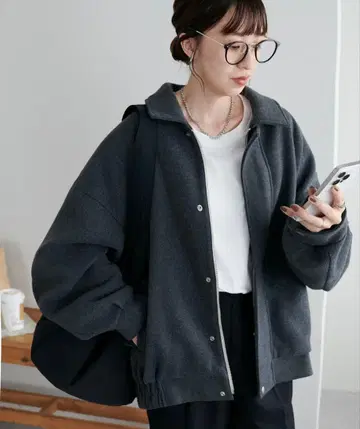 DISCOAT 중공계 스탠드 지퍼 블루종