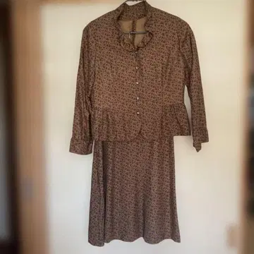 레리안 페이즐리 무늬 브라운 셋업