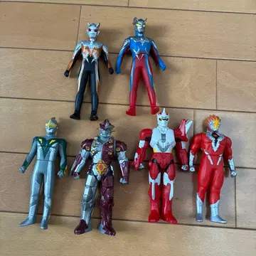 울트라맨 피규어 6체 세트