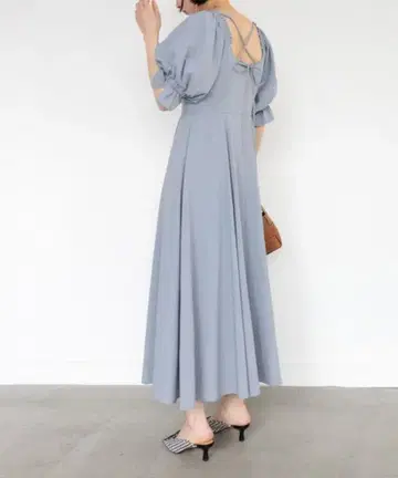 RANDA / 란다 백 디자인 볼륨 슬리브 원피스