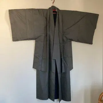 그레이 상진 수직 견직 기모노 겉옷 앙상블 동일 원단 포함
