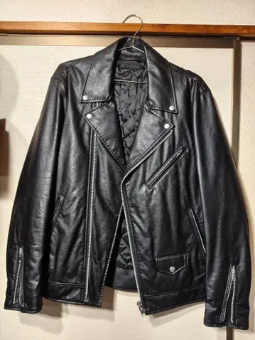 UNIQLO 블랙 더블 라이더 자켓