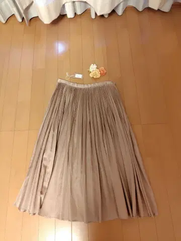 리제타 플리츠 스커트 실버 36 M 택 포함 롱 실크