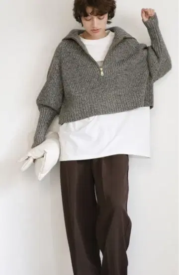 [ 새상품/미사용 ] select MOCA 멜란지 하프 지퍼 라메 니트탑