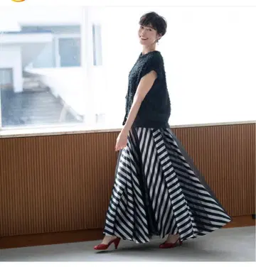 타마루 마키 Ade 스트라이프 패턴 플레어 샤샤 스커트