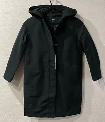 [ 새상품 ] UNIQLO 하이브리드 다운 코쿤 코트 XS 사이즈
