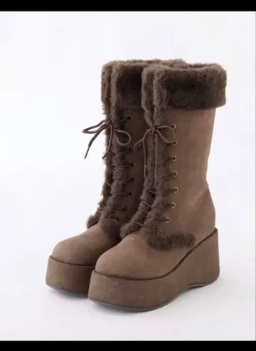 [미사용 새상품] 마이너스 3kg 레이스업 무스탕 부츠 브라운 S