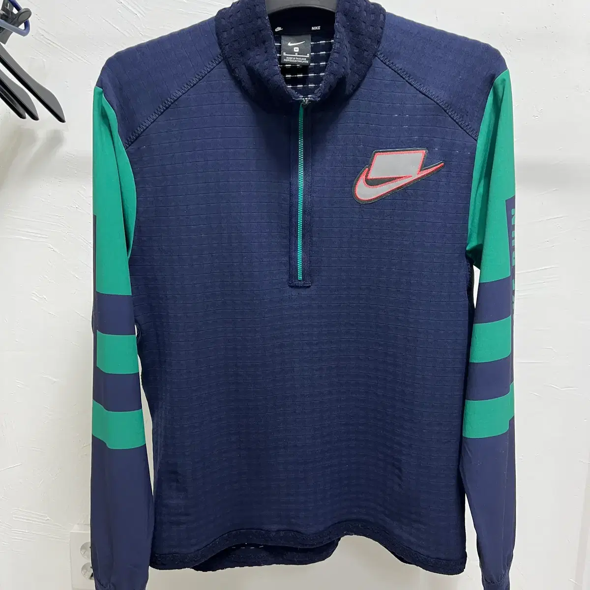 nike wild run half zip hoodie