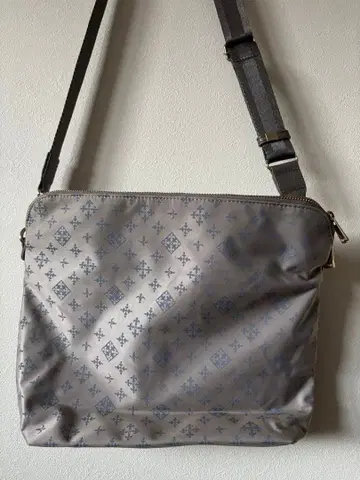 러셋 russet 숄더백 사선 나일론