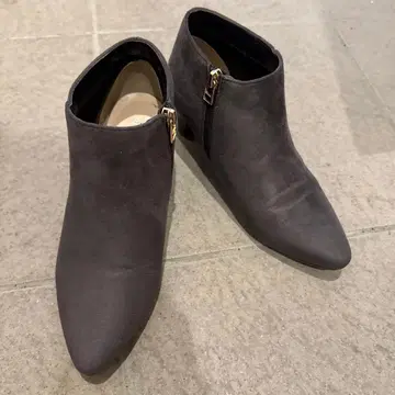 로페피크닉 부티 그레이