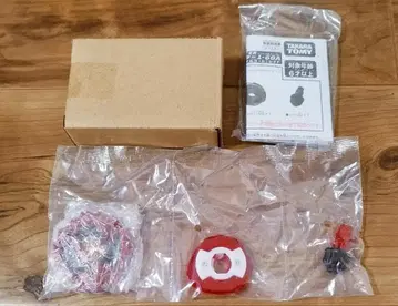 베이블레이드 X 드란버스터 메탈 코트 레드