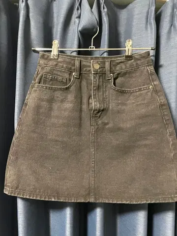 무신사 스탠다드 블랙 미니 스커트 XS