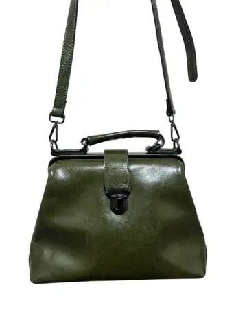 Convoy Leather 레트로 가마구치 숄더백