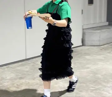 프릴 디자인 원피스 / frill design one-piece