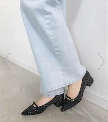 RANDA 블랙 도트 무늬 펌프스 24.0