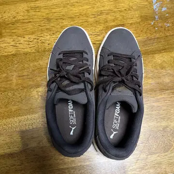 PUMA SOFTFOAM 다크 브라운 스니커즈