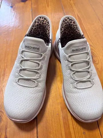 SKECHERS Slip-ins 화이트 스니커즈