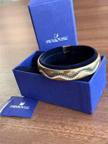 SWAROVSKI 스와로브스키 팔찌 골드 x 블랙 스와로
