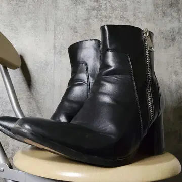 SILVER BULLET 사이드 지퍼 숏 힐 부츠