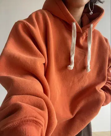 VOLUME 후디 후드티