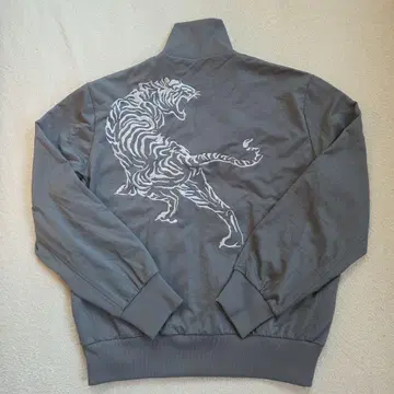 오니츠카타이거 트랙 저지