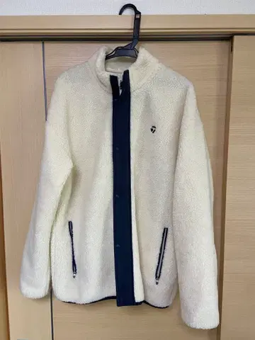 테일러메이드 플리스 자켓 아이보리