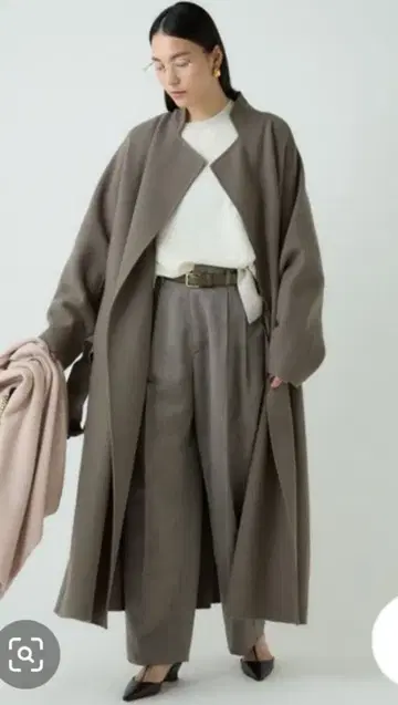 Chaos 아르 수페리어 노카라 롱 코트 모카 2024aw