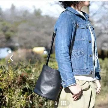 PermanentAge 퍼머넌트 에이지 버킷형 숄더백