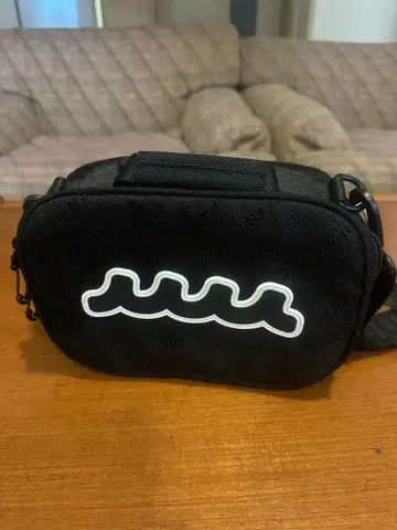 muta 무타 WAVE 미니 파우치 백