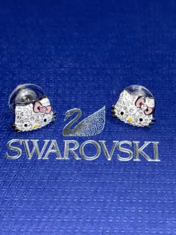 swarovski 헬로키티 귀걸이