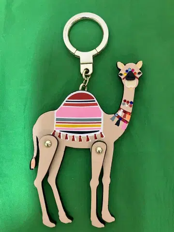 케이트 스페이드 낙타 키링 참