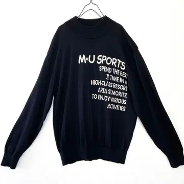 M U SPORTS 니트 스웨터