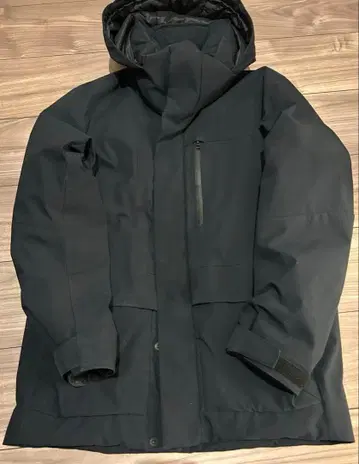 여성 착용 수회 유니클로 하이브리드 다운 후드티 S 사이즈