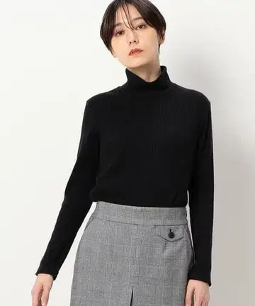 유니클로 극미품 캐시미어 100% 터틀넥 스웨터