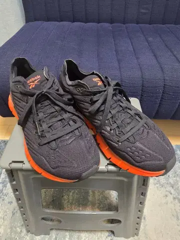 Reebok 러닝화 블랙/오렌지