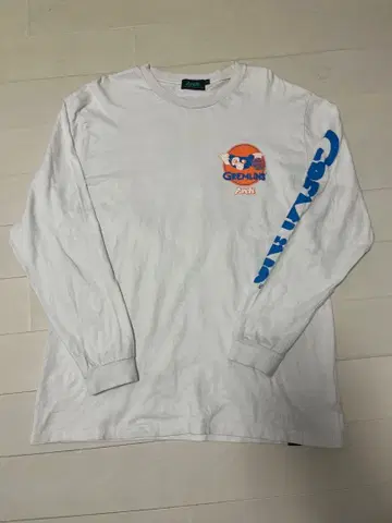 GREMLINS 롱 슬리브 T셔츠 Arch